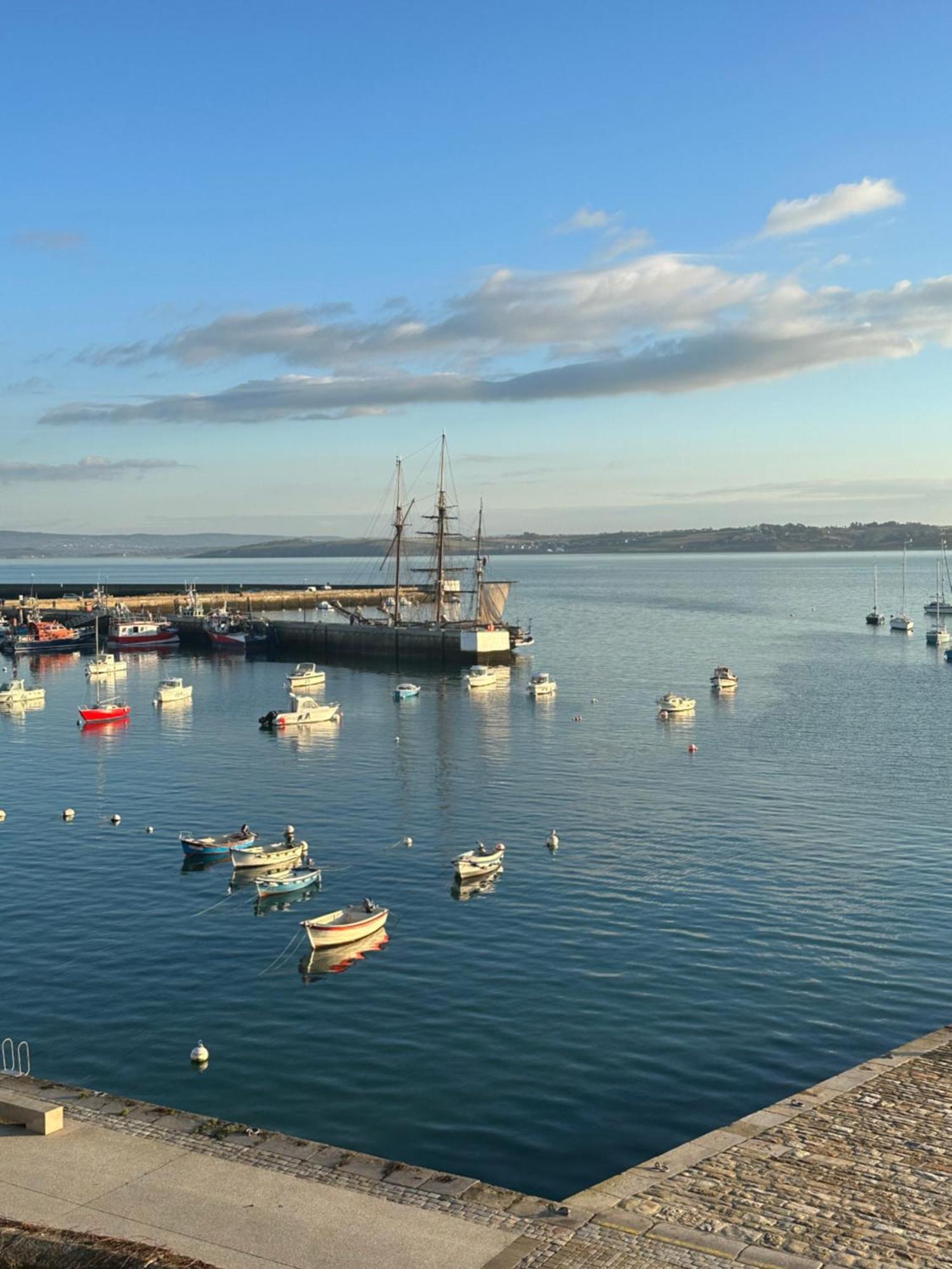 Appartement Design VIII - Port Rosmeur - Sublime Vue Mer Douarnenez Exterior photo